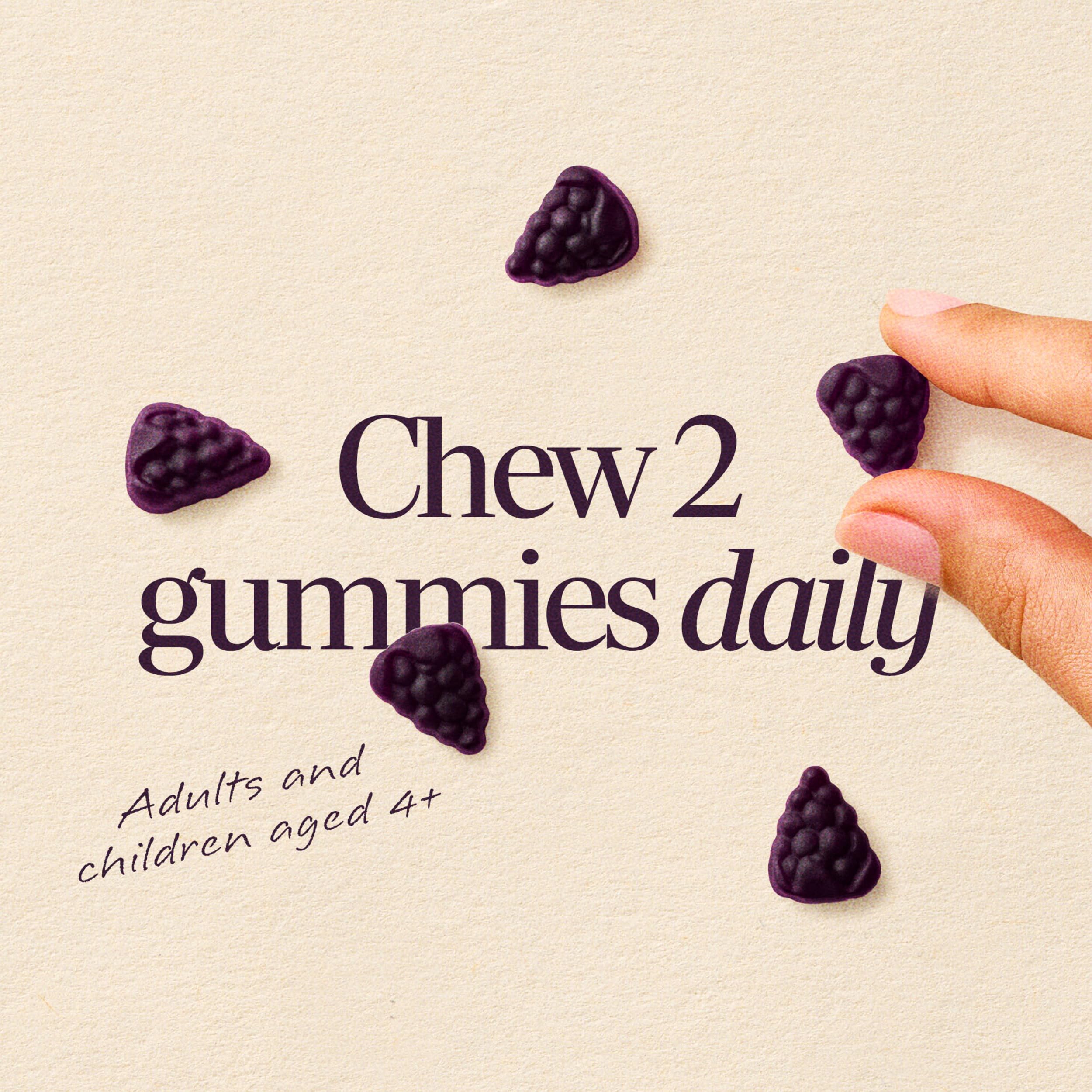 Nature's Way Sambucus Elderberry Gummies, Immune Support Gummy for Adults & Kids Ages 4+ with Black Elderberry Extract, Vitamin C, Vitamin D3, and Zinc*, 60 Gummies | Immune Gummy with Black Elderberry Extract, Vitamin C, D3, Zinc, and Superfood Antioxida